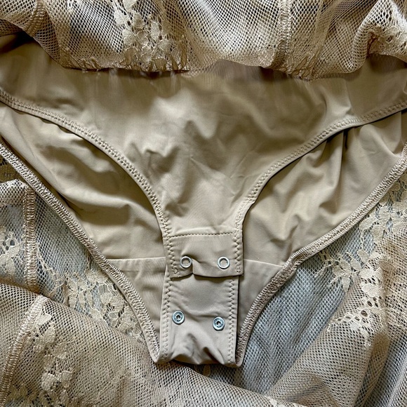 & Other Stories lace maxi dress with bodysuit in beige - Picture 8 of 15